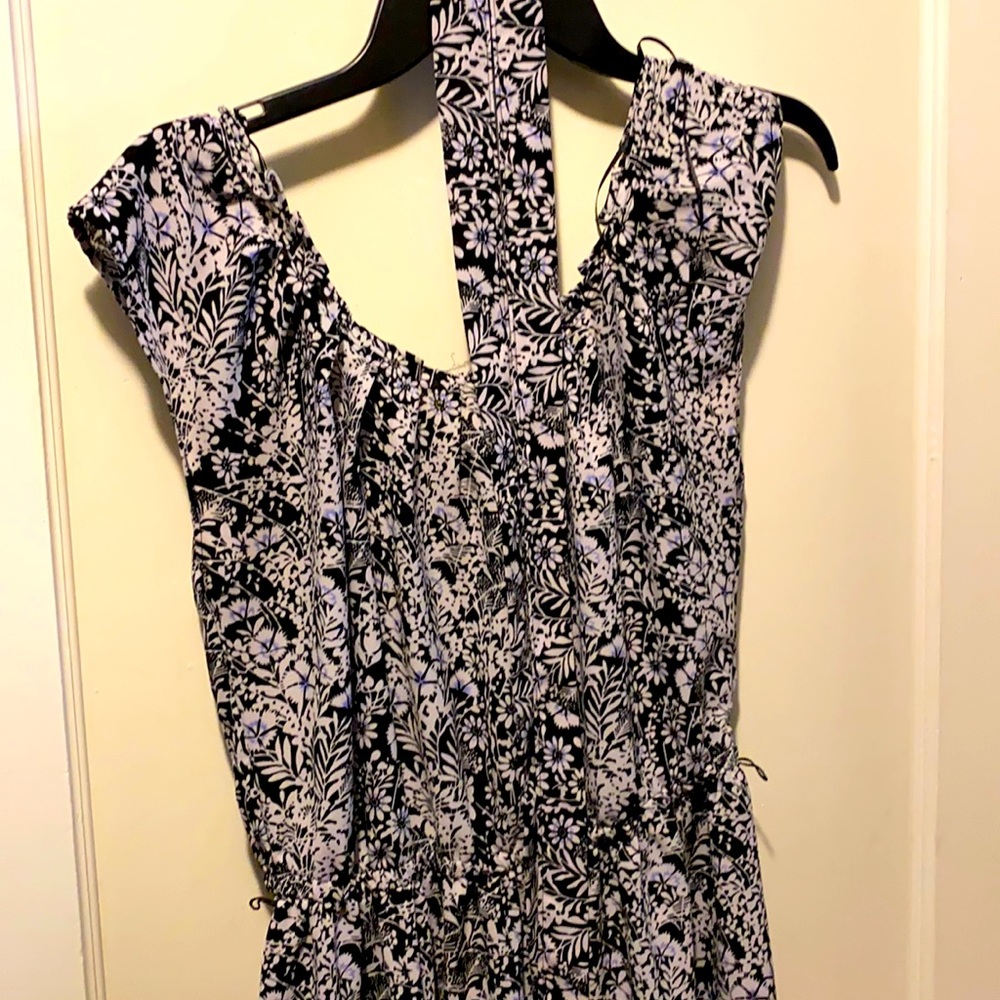 LC Lauren Conrad  floral summer dress.